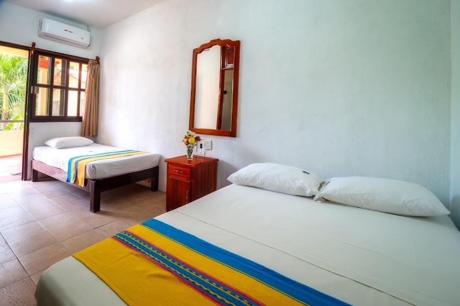 Hotel Bungalows Acuario Puerto Escondido  Eksteriør billede